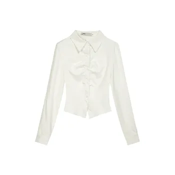 Plisuotas dizainas Liekni moteriški balti marškiniai ilgomis rankovėmis Pavasaris Naujas važinėjimo į darbą stilius Jauna mergina Viengubas krūtinė plonas megztinis