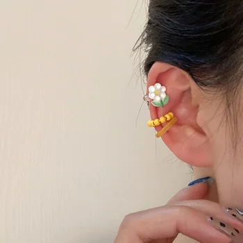3vnt/komplektas Moterys Mergaitė Mados papuošalai Dervos gėlės Unikalaus dizaino auskarų rinkiniai Ausų kaulų spaustukai Spalvingas atsitiktinis saldus be ausų skylučių
